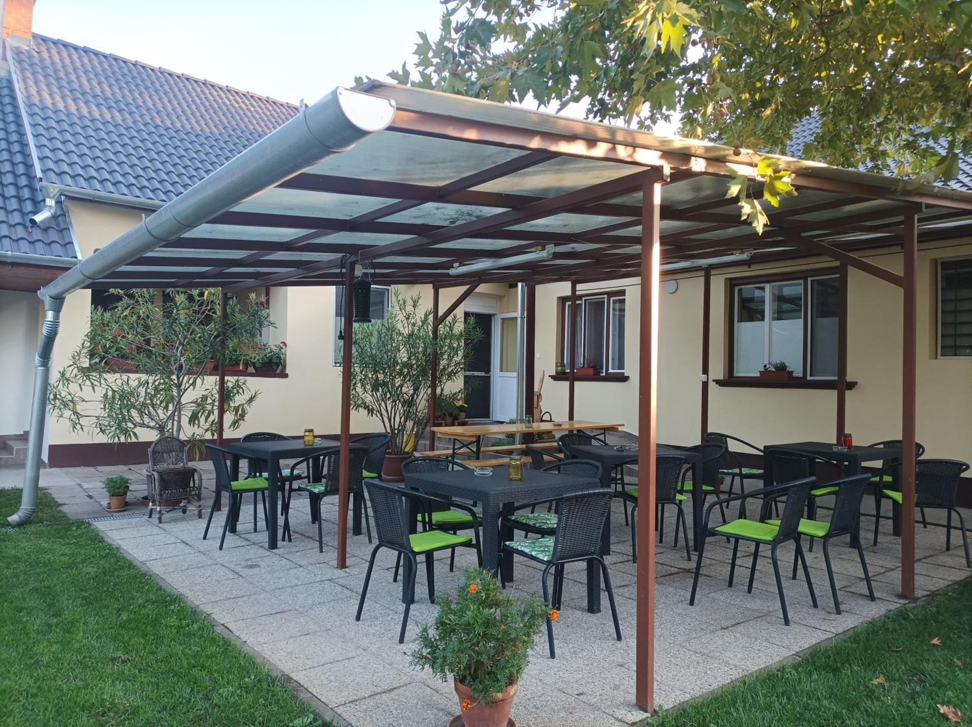 Tartos Szegfu Vendeghaz, Maganszallas Tazlar Exterior photo